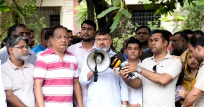 ডিএনসিসির ২৯ খাল দখলমুক্তের নির্দেশ প্রধানমন্ত্রীর