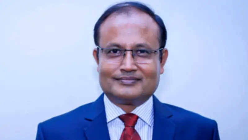ঢাবি উপাচার্য চীন সফরে গেলেন
