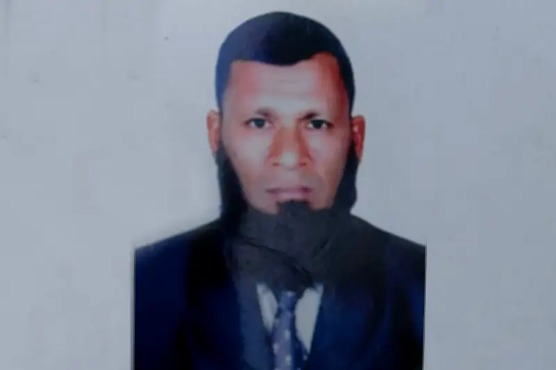 বরিশালে মসজিদে নামাজরত অবস্থায় ছোট ভাইকে কুপিয়ে হত্যা, বড় ভাই পলাতক