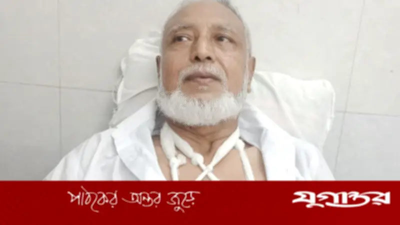 নাটোরে আইনজীবী সমিতির সাবেক সভাপতিকে রড দিয়ে পিটিয়ে জখম, হামলাকারী আটক