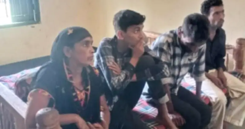 দিনাজপুর সীমান্তে ভারত থেকে আসা চার অবৈধ প্রবেশকারী আটক