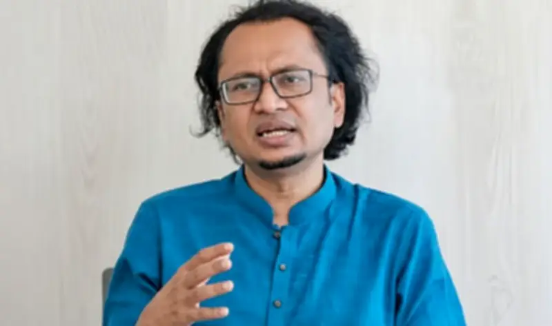 শেখ হাসিনার বিবৃতি সম্প্রচারে নিষেধাজ্ঞা: গণমাধ্যমকে আনুষ্ঠানিক নোটিশ দেবে সরকার