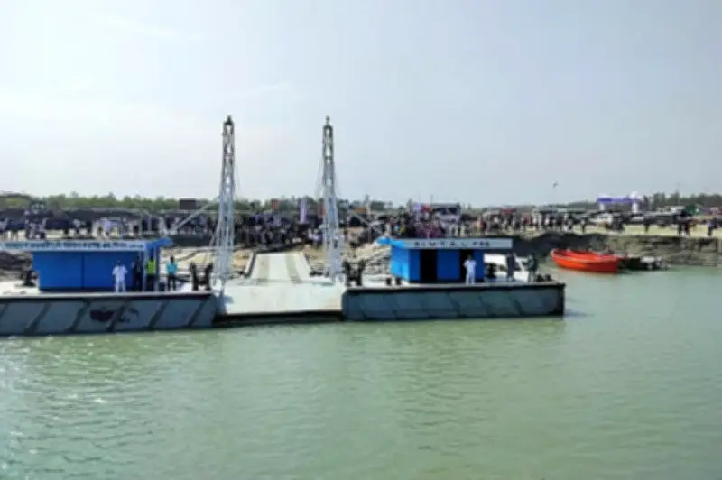 সন্দ্বীপ ফেরিঘাটে নারী যাত্রী যৌন হয়রানি: শুল্কপ্রহরী সাময়িক বরখাস্ত