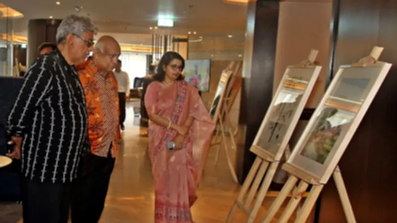 হাল ফ্যাশনের নতুন আয়োজন: ঐতিহ্য ও আধুনিকতার মেলবন্ধন