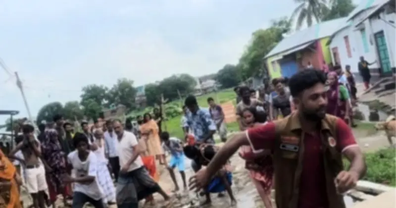 হ্যান্ডকাপ পরা মাদকাসামি ছিনিয়ে নেওয়ার ঘটনা রাজবাড়ীতে