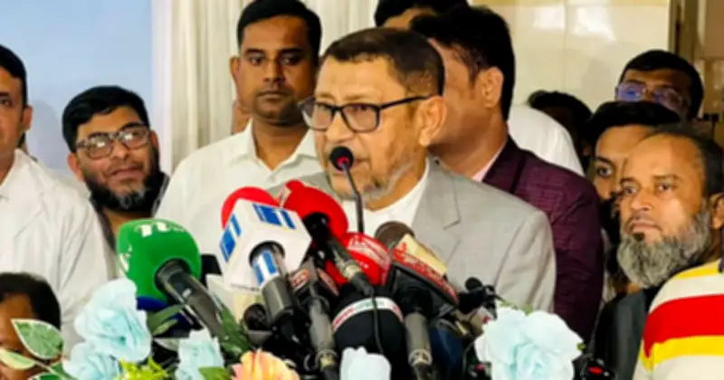 দেশের মানুষের দোরগোড়ায় স্বাস্থ্যসেবা পৌঁছে দিতে বিশেষায়িত হাসপাতাল