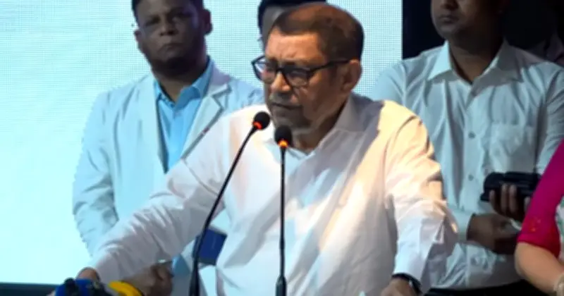 ছয় শিশুর মৃত্যু: দায়িত্বহীনতার বিরুদ্ধে কঠোর হুঁশিয়ারি স্বাস্থ্যমন্ত্রীর