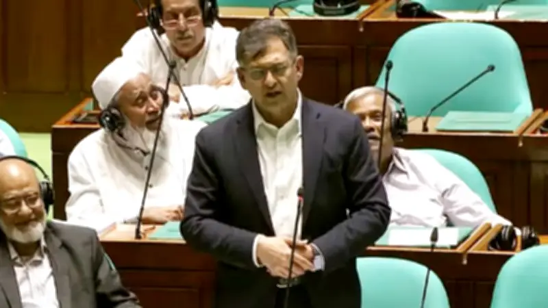 স্বরাষ্ট্রমন্ত্রী: আইনের ঊর্ধ্বে কেউ নয়, ট্রাফিক লঙ্ঘনে ১৮৩১ মামলা