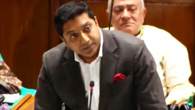 এইচএসসি সিঙ্গাপুরের ষষ্ঠ শ্রেণির সমান: ববি হাজ্জাজ