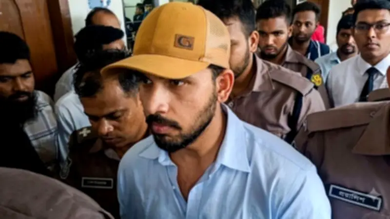 ইকরার মৃত্যু: অভিনেতা আলভী দুই দিনের রিমান্ডে, যুবদল নেতাকে কেন্দ্রের নোটিশ