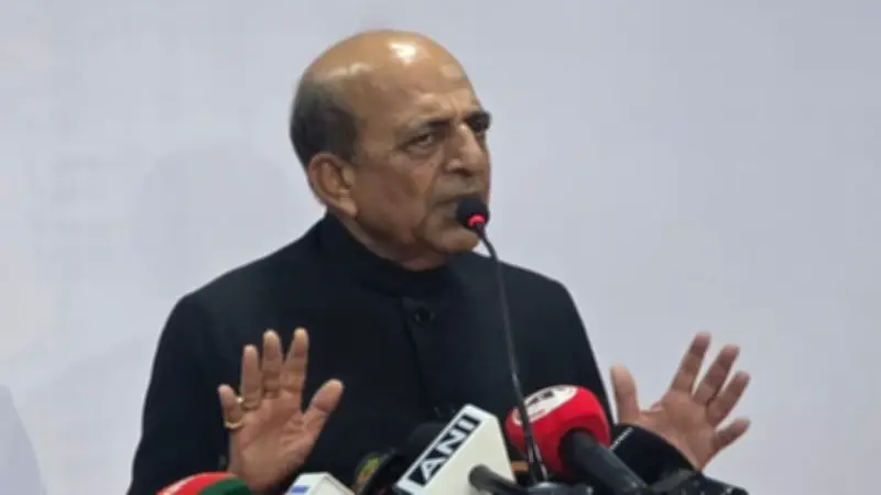 বাংলাদেশিদের জন্য ভারতীয় ট্যুরিস্ট ভিসা চালু, পাসপোর্ট ভ্রমণ নথি নয়: ভারত