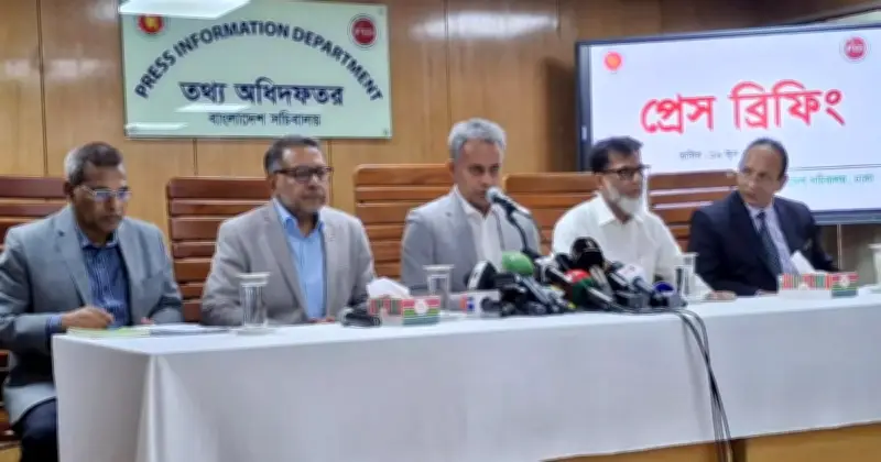 আন্তঃজেলা বাস টার্মিনাল সরছে না এখনই, জানালেন রাবি