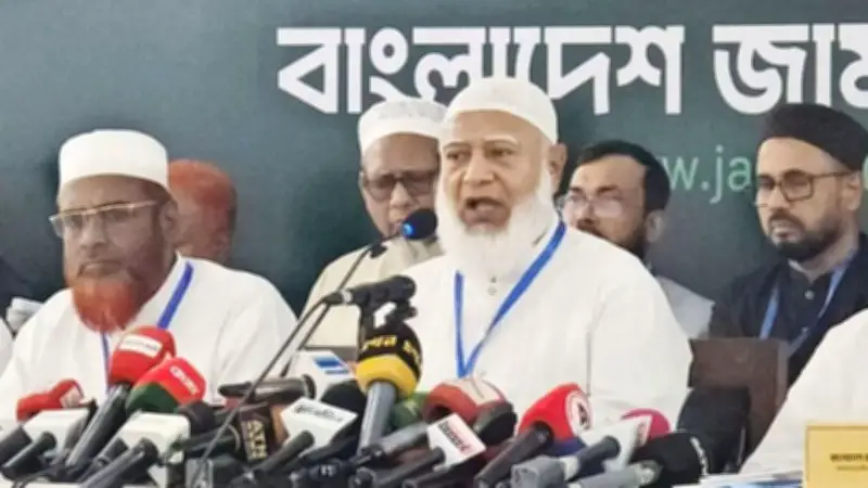 জামায়াত আমিরের দাবি: সংস্কারের প্রশ্নে গণভোট মেনে নেয়নি সরকার