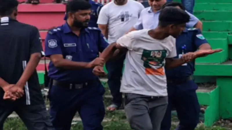 তারেক রহমানের অনুষ্ঠানে ‘জয় বাংলা’ স্লোগান, যুবক আটক; লেবাননে ইসরায়েলি হামলায় ৪ নিহত