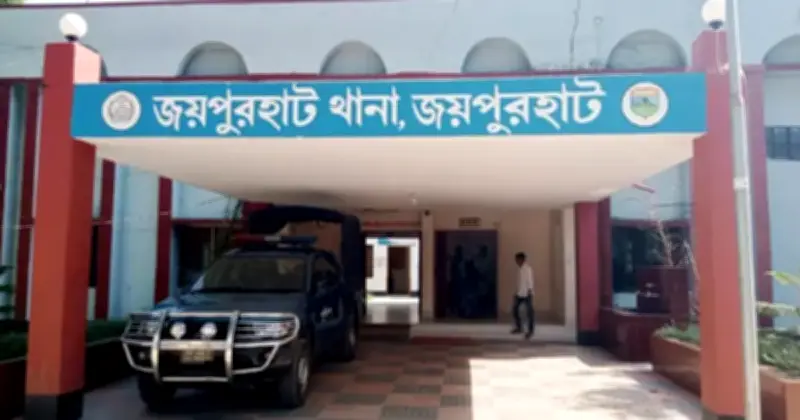 জয়পুরহাটে গৃহবধূর ঝুলন্ত মরদেহ উদ্ধার, স্বামী আটক