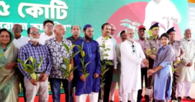 খুলনায় বৃক্ষরোপণ কর্মসূচির উদ্বোধন, ৬০ হাজার গাছ লাগানোর লক্ষ্য