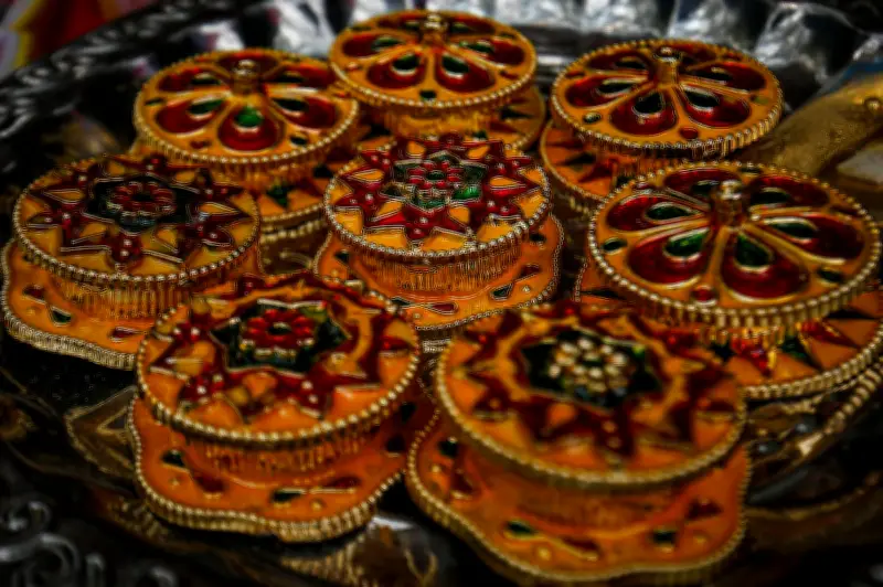 খুলনার সনাতন ধর্মালম্বী মেলায় পূজার সামগ্রীর সমাহার