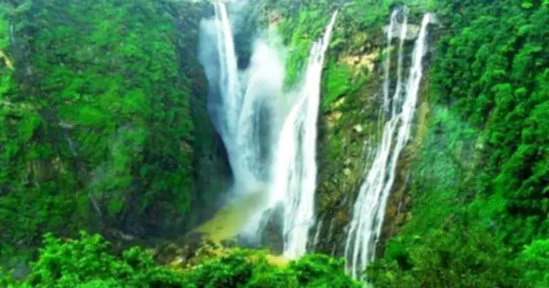 ভারতের সর্বোচ্চ জলপ্রপাত কুঞ্চিকাল: উচ্চতা ৪৫৫ মিটার