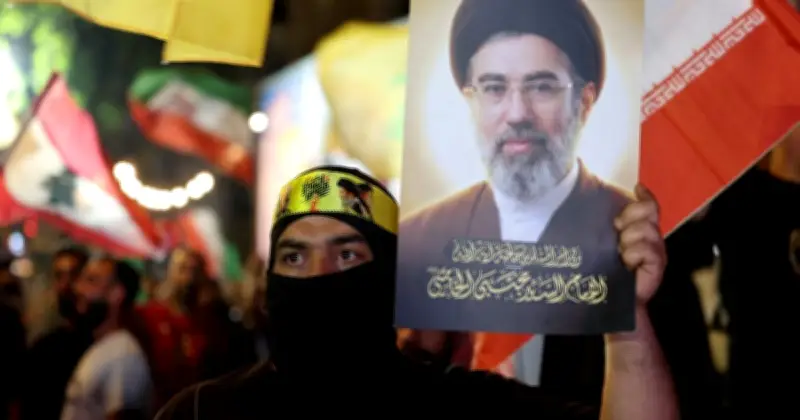 লেবাননের সামনে কঠিন পছন্দ: ইরান নাকি ইসরায়েল?