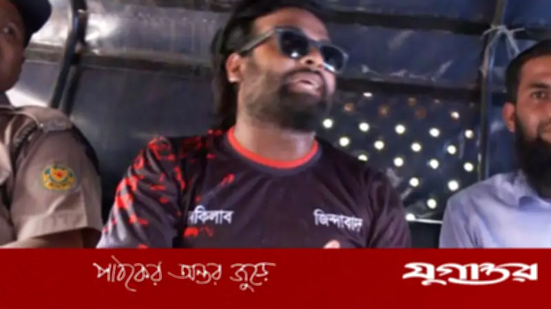 ধানমন্ডি ৩২ নম্বরে ছবি-ভিডিও ধারণ করায় সাখাওয়াত হোসেন আটক
