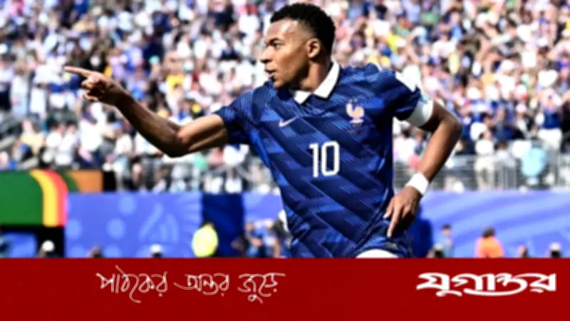 এমবাপ্পের জোড়া গোলে দাপুটে জয়ে বিশ্বকাপ শুরু ফ্রান্সের