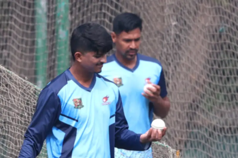 অস্ট্রেলিয়ার বিপক্ষে তৃতীয় ওয়ানডেতে ডাক পেলেন মেহেদী হাসান