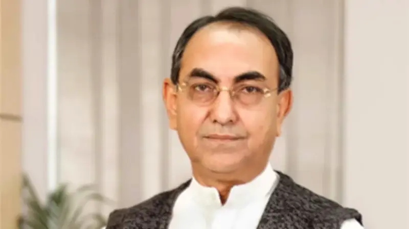 মির্জা আব্বাসের শারীরিক অবস্থার ‘স্থির’ উন্নতি চলছে