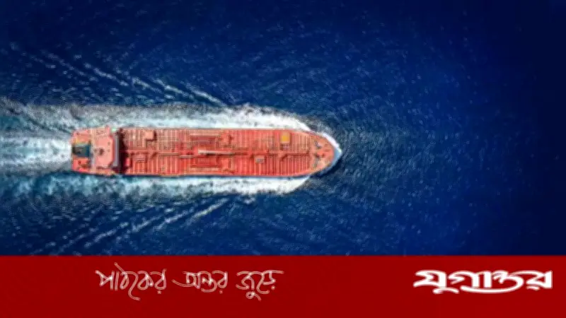 হরমুজ প্রণালিতে তেলবাহী জাহাজে ক্ষেপণাস্ত্র হামলা, চুক্তি লঙ্ঘনের অভিযোগ