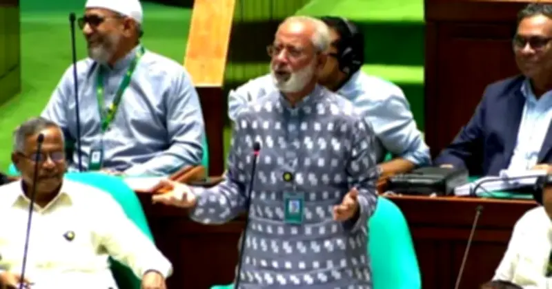 বাজেট বিতর্কে সংসদে কোরআনের আয়াত পড়লেন এমপি মাহফুজুল্লাহ