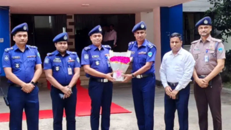 ফেনীর নতুন পুলিশ সুপার প্রত্যুষ মজুমদার; ইরানের নিষেধাজ্ঞা প্রত্যাহারে ইউরোপের ৪ দেশ প্রস্তুত