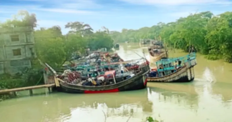 ৫৮ দিন নিষেধাজ্ঞার পরেও সাগরে মাছ নেই, হতাশায় জেলেরা