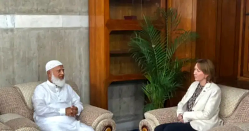 বিরোধীদলীয় নেতা ও অস্ট্রেলিয়ান হাইকমিশনারের সৌজন্য সাক্ষাৎ