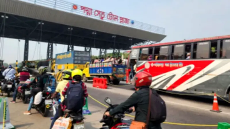 পদ্মা সেতুর টোল আয় ৩,৪২৯ কোটি টাকা ছাড়িয়েছে