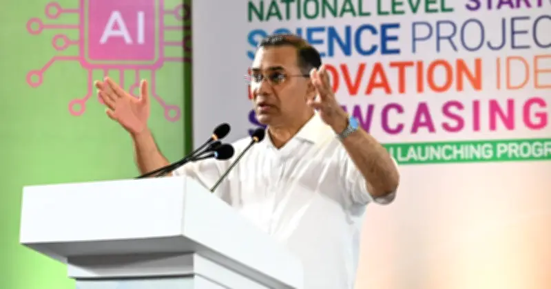 শিক্ষার্থীদের উদ্ভাবনে সহযোগিতার আশ্বাস প্রধানমন্ত্রীর