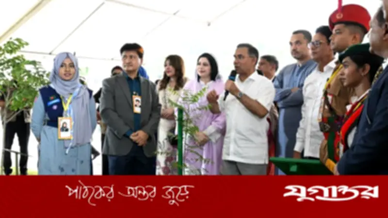 প্রতি বর্ষায় অন্তত একটি গাছ লাগানোর অভ্যাস গড়ে তোলার আহ্বান প্রধানমন্ত্রীর