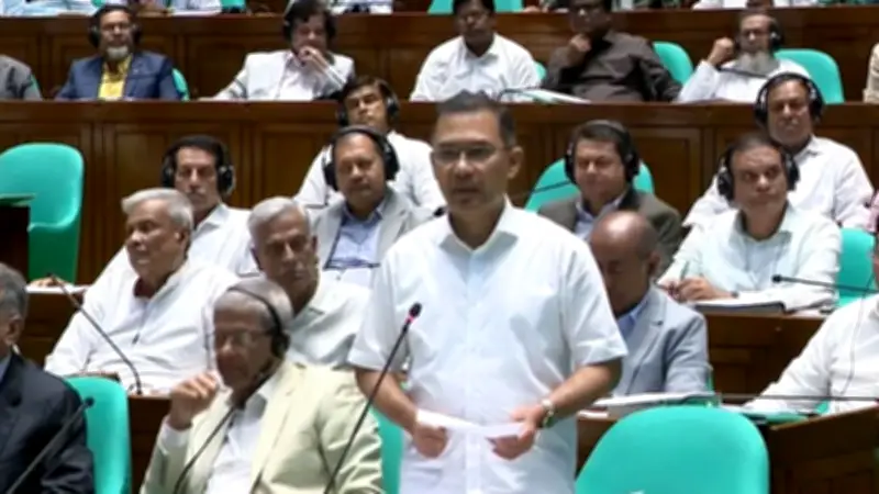 প্রধানমন্ত্রীর অর্থনীতি সাজানোর তিন ধাপের পরিকল্পনা