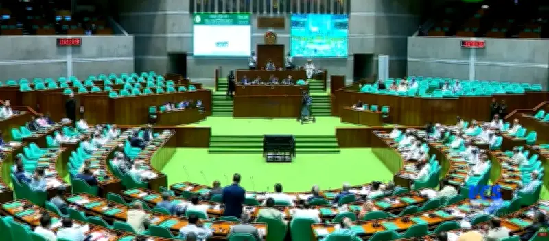 বিদ্যুতের লোডশেডিং থাকবে, কমিয়ে আনার চেষ্টা চলছে: বিদ্যুৎমন্ত্রী