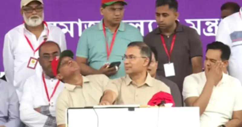স্রীমঙ্গলে পরিবার কার্ড বিতরণে প্রধানমন্ত্রী তারিক রহমান