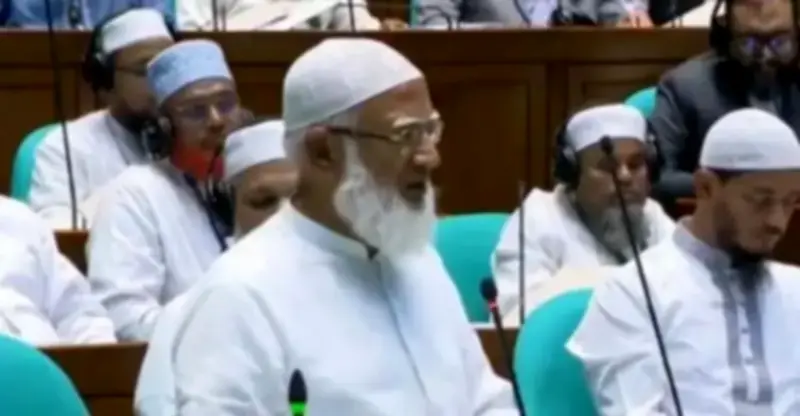 সংসদে চরিত্র হননের জন্য জনগণের টাকা খরচ করা উচিত নয়: বিরোধী দলনেতা