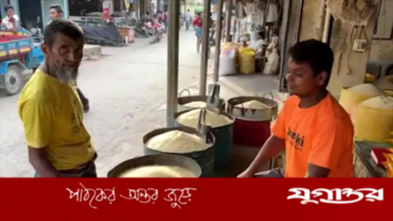 হিলিতে মাসের ব্যবধানে চালের দাম কেজিতে ১৪ টাকা বেড়েছে