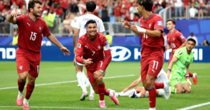 রোনালদোর জোড়া গোলে উজবেকিস্তানকে ৫-০ গোলে বিধ্বস্ত করল পর্তুগাল