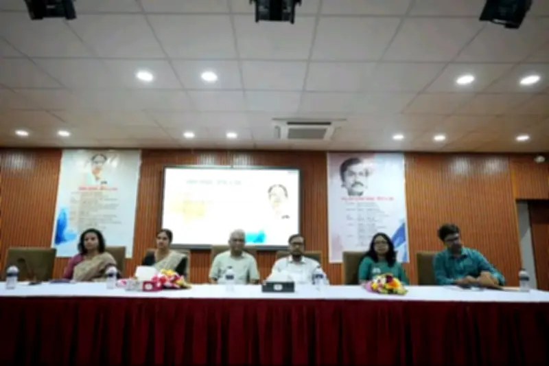 নারীশিক্ষা ও অধিকার প্রতিষ্ঠায় সুফিয়া কামালের অবদান অপরিসীম: জবি সেমিনার