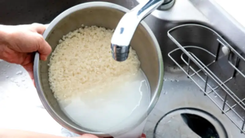 রান্নার আগে চাল ধোয়া: কী বলছেন বিজ্ঞানীরা?