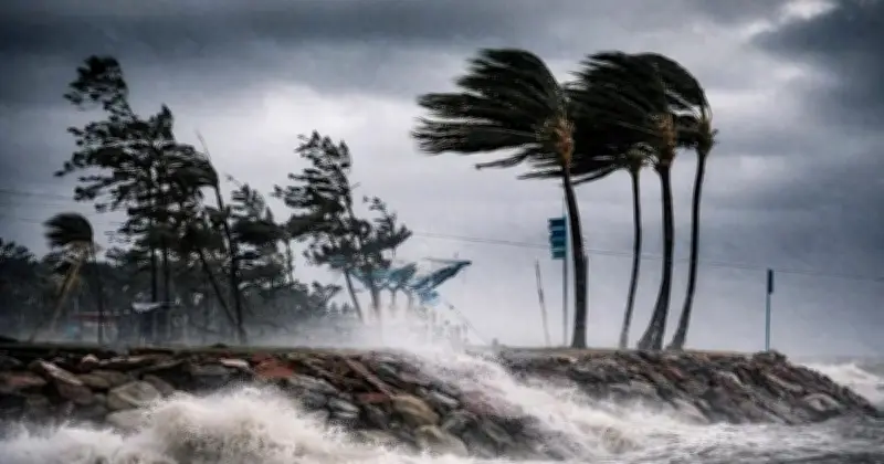 দেশজুড়ে ঝড়ো হাওয়া ও বজ্রবৃষ্টির সম্ভাবনা, নদীবন্দরে সতর্কতা