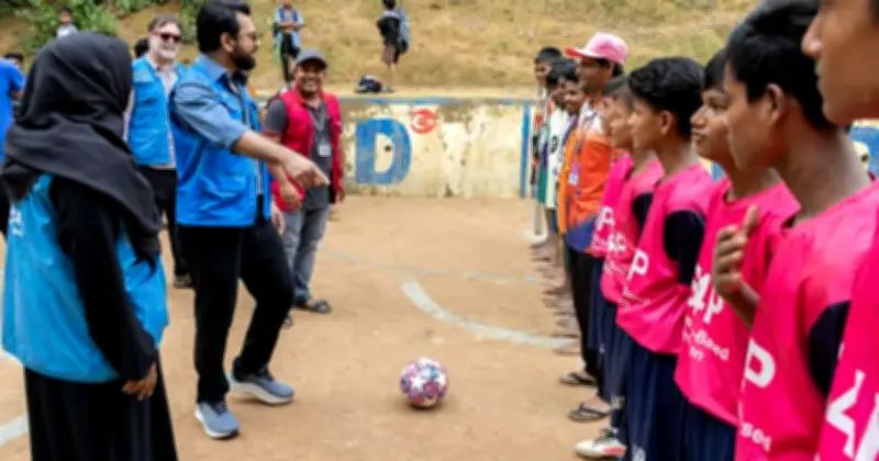 তাহসান খানের কক্সবাজার রোহিঙ্গা শিবির পরিদর্শন ও তরুণদের সাথে মতবিনিময়