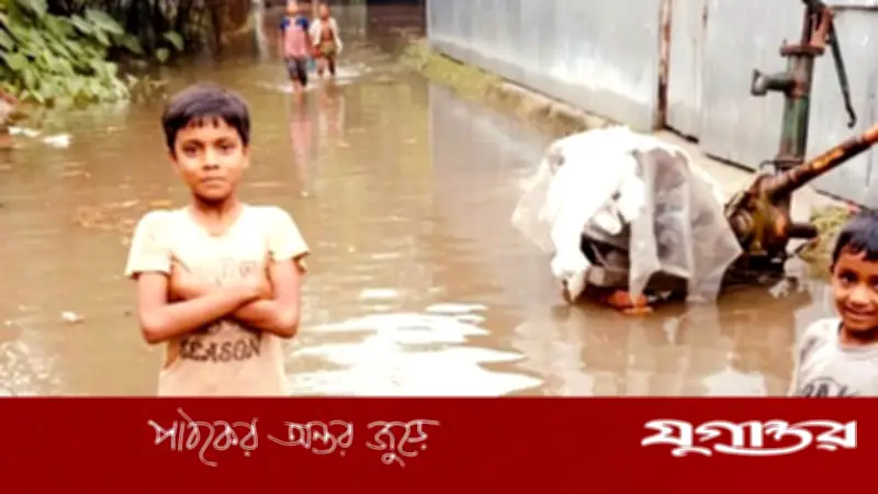 তিস্তার পানি বিপৎসীমার উপরে, গঙ্গাচড়ায় পানিবন্দি ৩০০ পরিবার