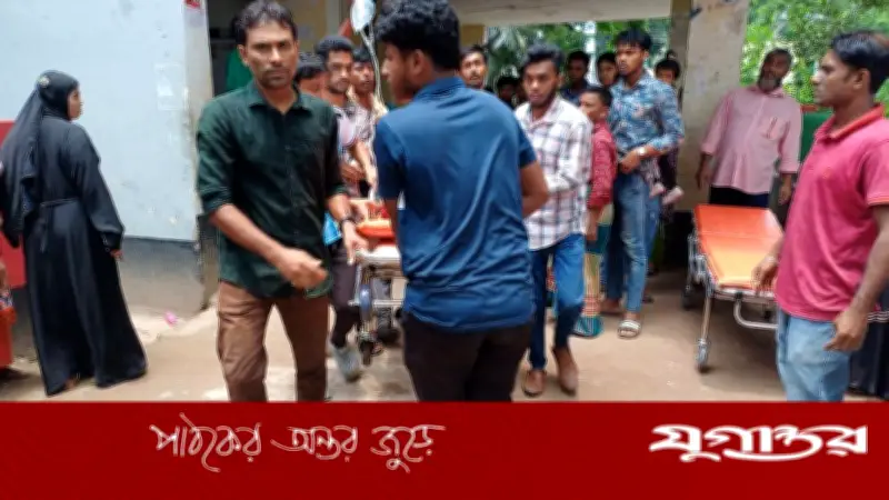 লক্ষ্মীপুরে মা-মেয়েসহ একই পরিবারের ৩ জনকে কুপিয়ে হত্যা
