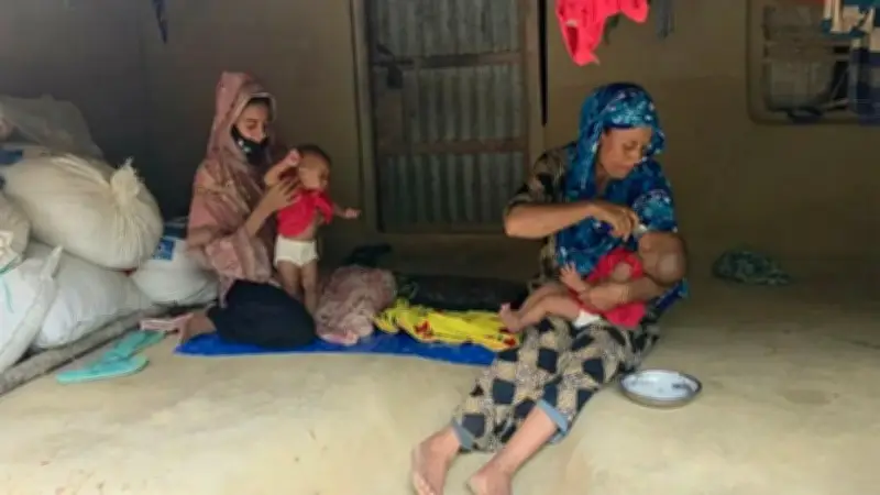 জমজ কন্যা সন্তানের জন্য স্ত্রীকে তালাক ও সন্তান বিক্রির হুমকি