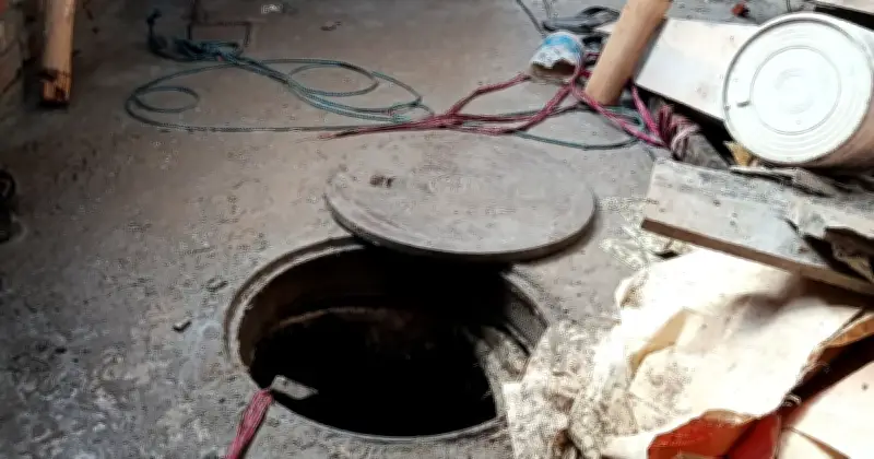 রাউজানে সেফটিক ট্যাংকে বিষাক্ত গ্যাসে দুলাভাই-শ্যালকের মৃত্যু