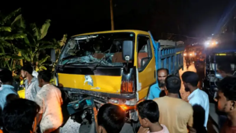 নোয়াখালীতে পিকআপ-মোটরসাইকেল সংঘর্ষে দুই তরুণ নিহত